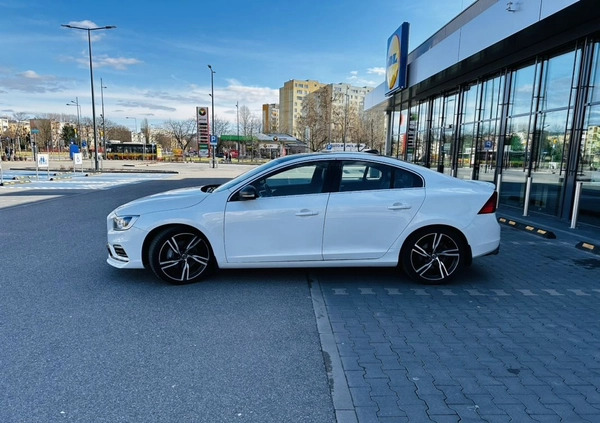 Volvo S60 cena 82790 przebieg: 88000, rok produkcji 2017 z Warszawa małe 301